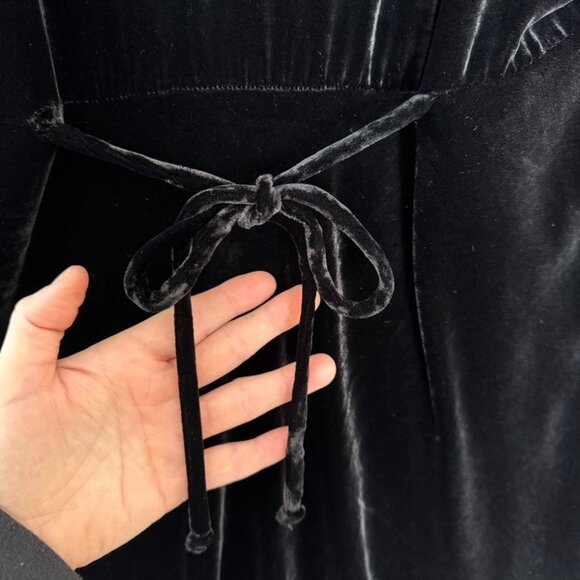 90s Vintage Kamellia by Desire Black Silk Blend Velvet Long Sleeve Mini Dress - Picture 8 of 11